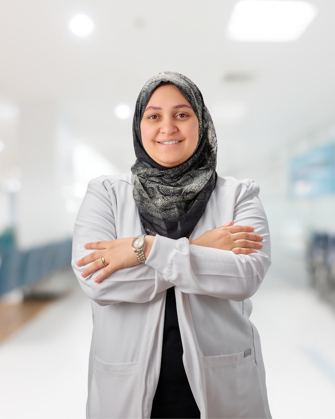 الدكتورة روان مصطفى — Dental